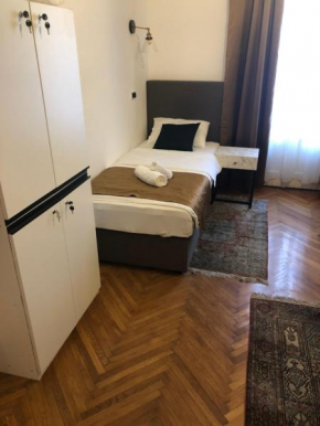 Hostel MM5